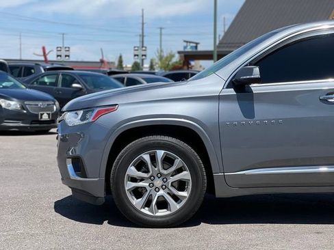 Used 2020 Chevrolet Traverse Premier w/ LPO, Floor Liner Package AWD/4WD image 4