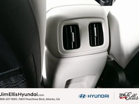 Certified 2025 Hyundai Tucson Limited image 22