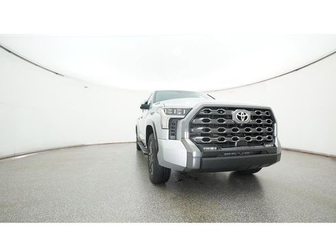 New 2025 Toyota Tundra Platinum AWD/4WD image 31