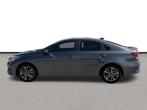 Used 2023 Kia Forte LXS FWD image 8