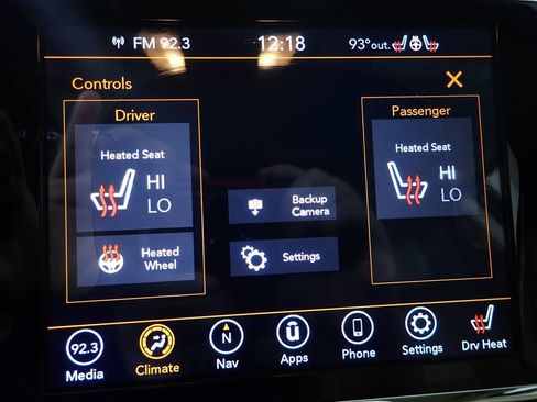 Used 2020 Jeep Grand Cherokee Limited AWD/4WD image 3