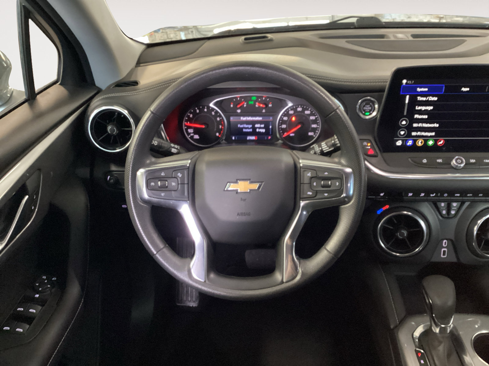 Used 2025 Chevrolet Blazer LT AWD/4WD image 12