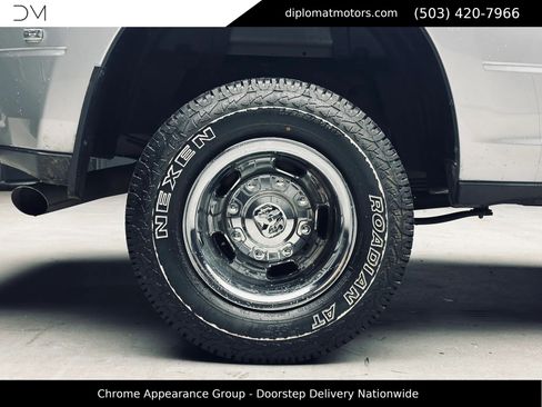Used 2024 RAM 3500 Tradesman w/ Chrome Appearance Group AWD/4WD image 43