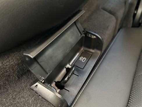 Used 2025 BMW X7 xDrive40i image 45