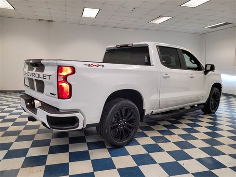 Used 2022 Chevrolet Silverado 1500 RST w/ Rally Edition image 10