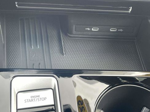 Certified 2025 Volkswagen Atlas SE w/ Panoramic Sunroof Package image 34