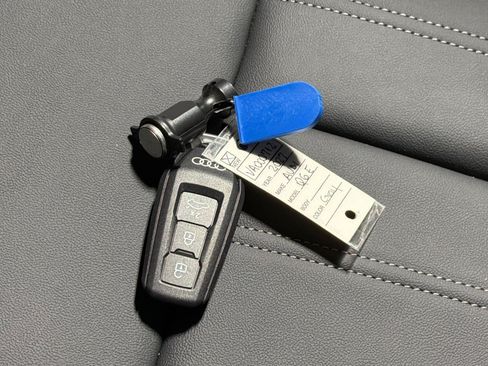New 2027 Audi Q6 e-tron Premium AWD/4WD image 25