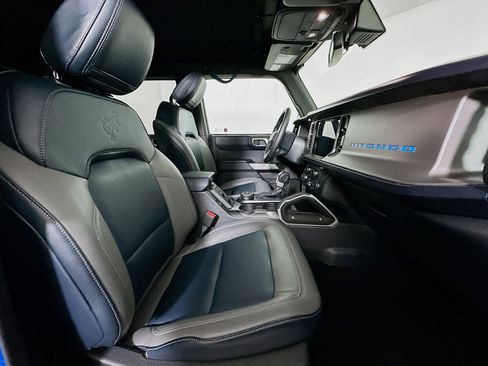 Used 2023 Ford Bronco Outer Banks image 30