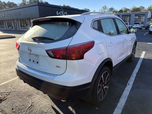 Used 2019 Nissan Rogue Sport SL w/ Premium Package image 7