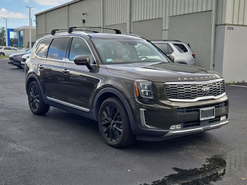 Used 2020 Kia Telluride SX w/ Towing Package AWD/4WD image 3