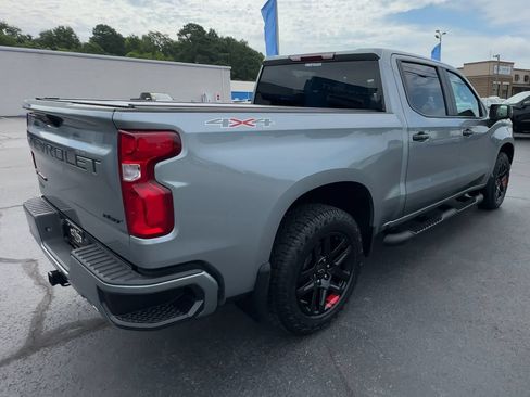 Certified 2023 Chevrolet Silverado 1500 RST w/ Redline Edition AWD/4WD image 8