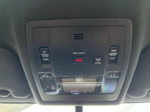 Used 2017 Lexus RC 200t F Sport image 28