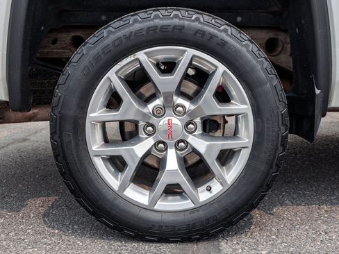 Used 2017 GMC Sierra 1500 SLT w/ Texas SLT Premium Package AWD/4WD image 8