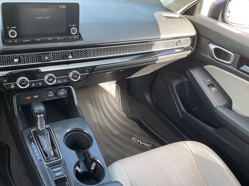 Used 2023 Honda Civic EX-L image 16