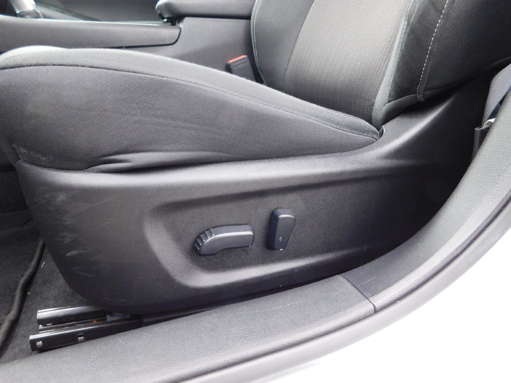 Used 2024 Nissan Altima 2.5 SV FWD image 13