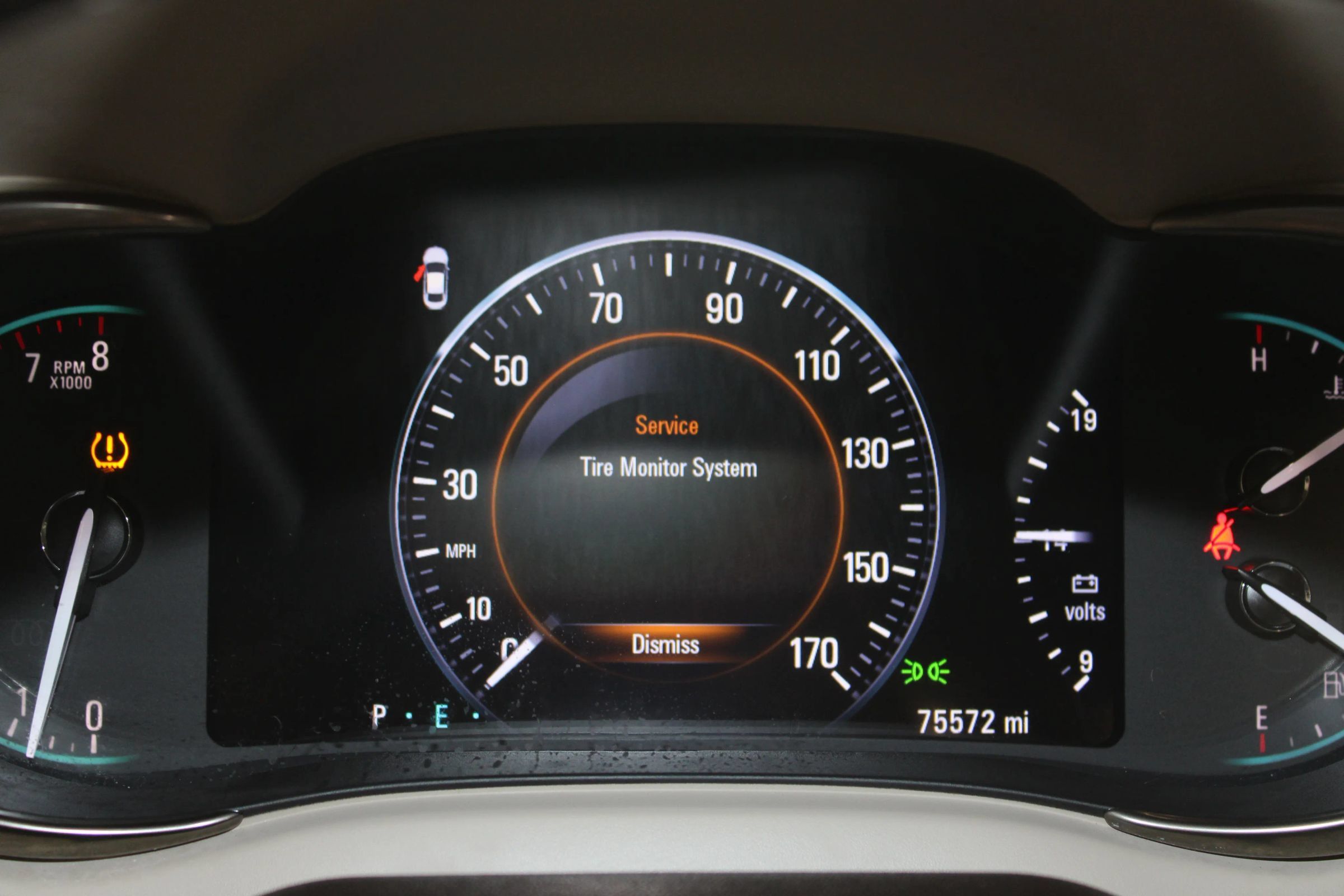Used 2016 Buick LaCrosse Sport Touring w/ Experience Buick Package FWD image 11