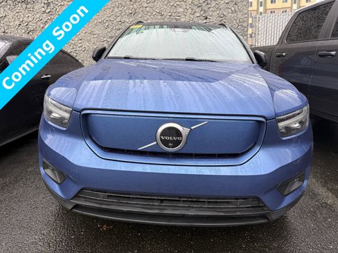 Used 2021 Volvo XC40 P8 Recharge w/ Advanced Package image 2