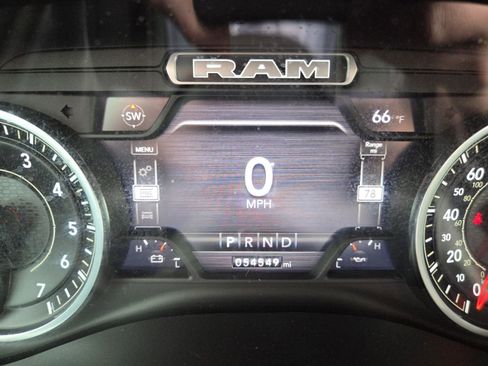 Used 2022 RAM 1500 Laramie image 32