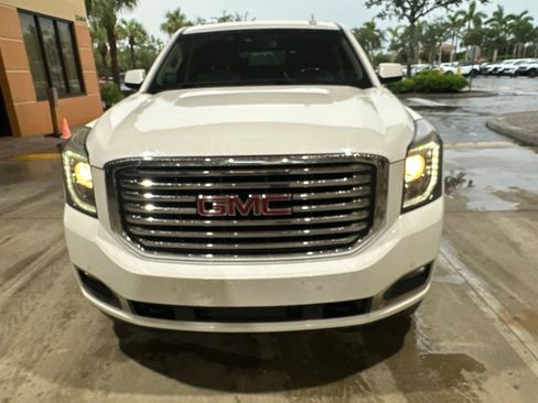 Used 2017 GMC Yukon SLT w/ HD Trailering Package RWD image 3