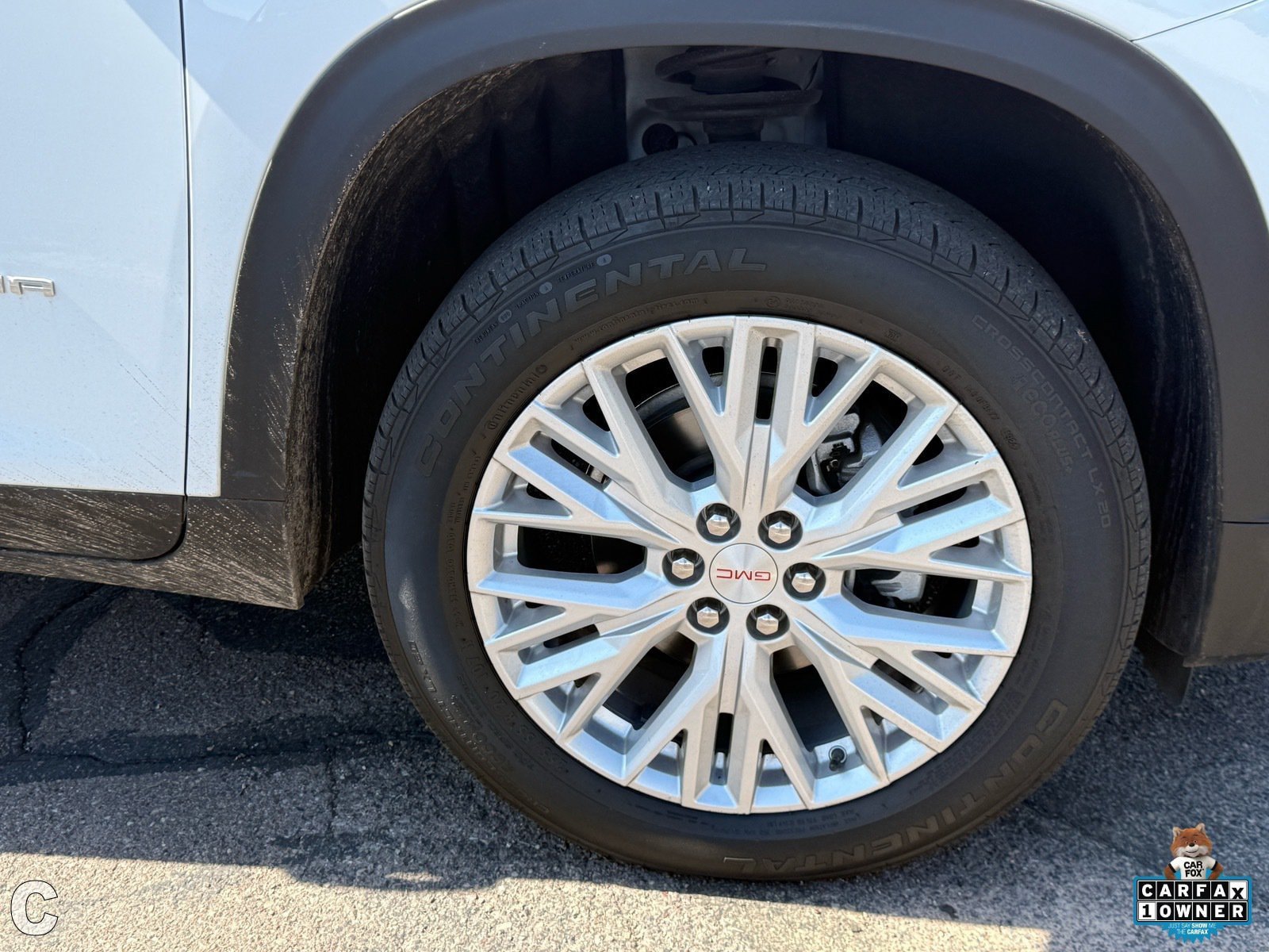 Used 2024 GMC Acadia Elevation FWD image 10
