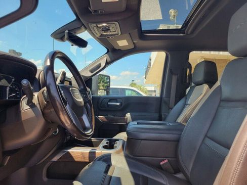 Used 2021 GMC Sierra 2500 Denali w/ Denali Ultimate Package AWD/4WD image 12