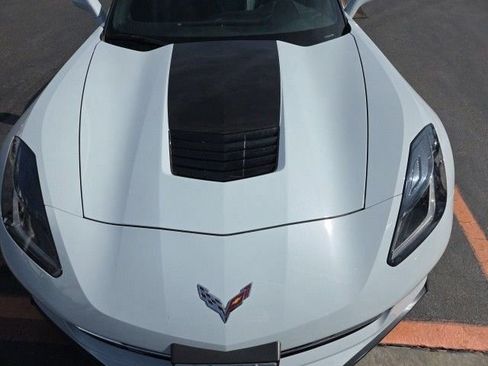 Used 2019 Chevrolet Corvette Stingray Convertible RWD image 10