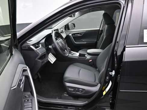 New 2025 Toyota RAV4 XLE image 9