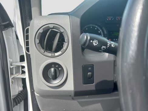 Used 2012 Ford E-250 and Econoline 250 w/ PWR Group RWD image 10