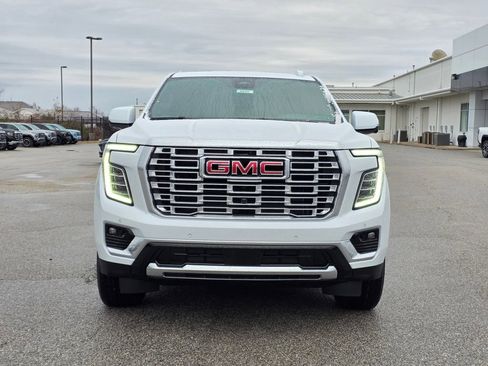 New 2026 GMC Yukon XL Denali w/ Advanced Technology Package image 2