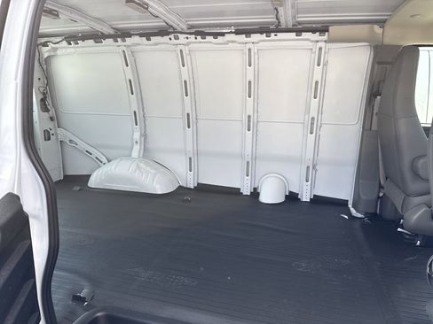 New 2025 Chevrolet Express 3500 w/ Driver Convenience Package RWD image 19