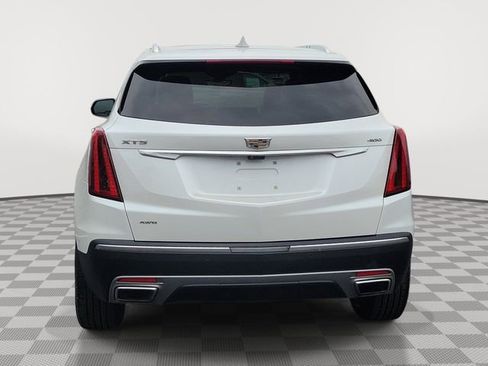 Used 2022 Cadillac XT5 Premium Luxury w/ Technology Package AWD/4WD image 5
