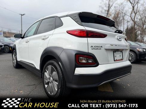 Used 2021 Hyundai Kona Limited w/ Cargo Package image 12