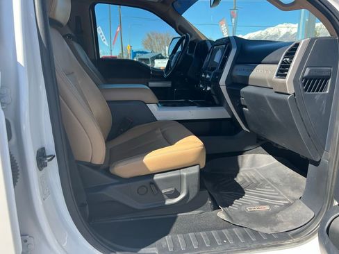 Used 2022 Ford F350 Lariat w/ Lariat Ultimate Package image 15