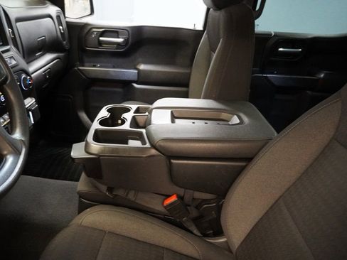 Used 2022 Chevrolet Silverado 1500 Custom image 8