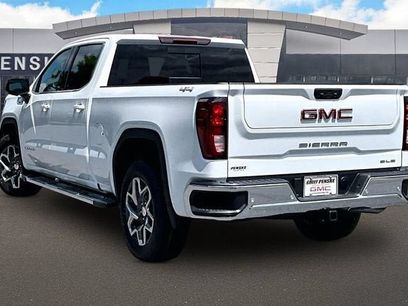 New 2026 GMC Sierra 1500 SLE w/ Preferred Package