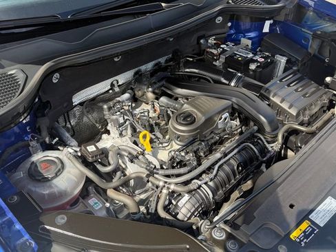 Certified 2022 Volkswagen Taos S image 16