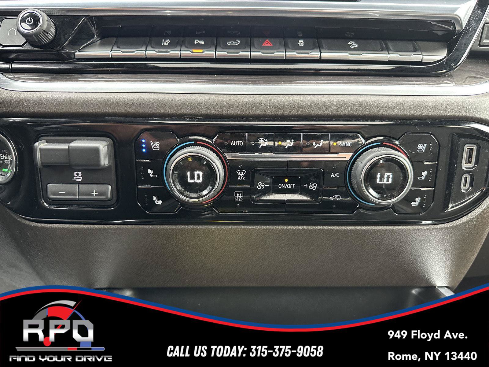 Used 2024 Chevrolet Silverado 2500 LTZ w/ LTZ Convenience Package AWD/4WD image 24