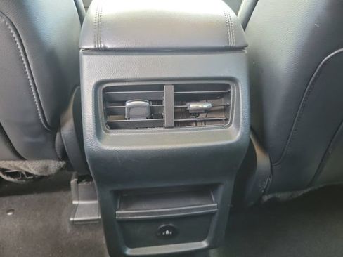 Used 2024 Ford Edge SEL AWD/4WD image 12
