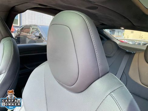 Used 2022 Tesla Model X image 18