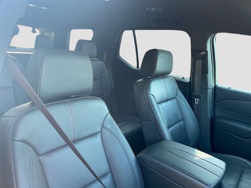 Used 2023 Chevrolet Traverse RS w/ LPO, Cargo Package FWD image 30