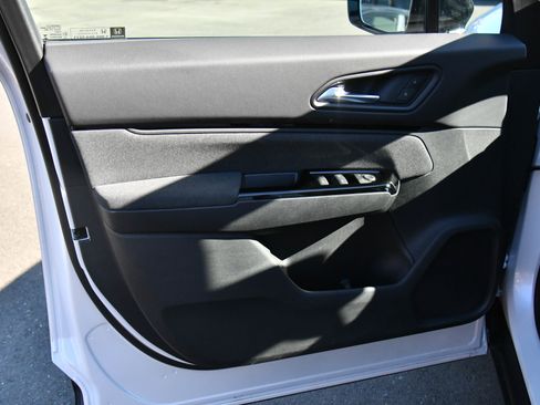 Used 2024 Honda Prologue EX image 14