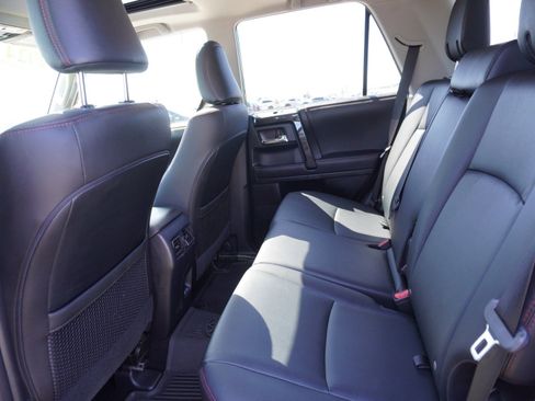 Used 2024 Toyota 4Runner TRD Off-Road Premium w/ Moonroof Package AWD/4WD image 14