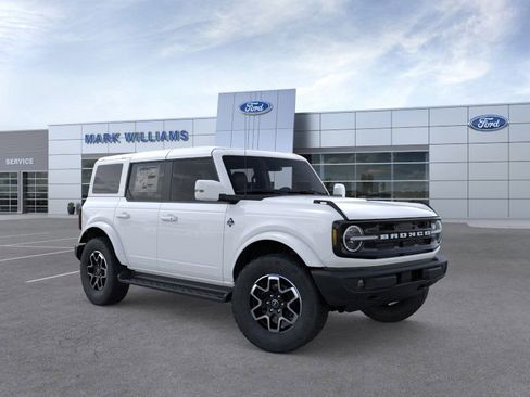 New 2025 Ford Bronco Outer Banks image 7