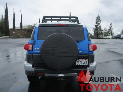 Used 2007 Toyota FJ Cruiser 4WD image 6