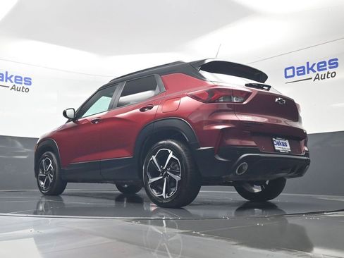 Used 2023 Chevrolet TrailBlazer RS w/ Sun and Liftgate Package image 42