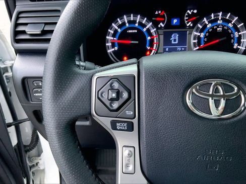 Used 2019 Toyota 4Runner SR5 Premium RWD image 23