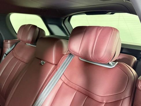 Used 2025 Land Rover Range Rover Long Wheelbase Autobiography image 22