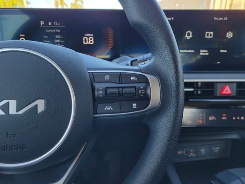 Used 2025 Kia K5 LXS image 26