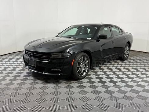Used 2017 Dodge Charger SXT w/ AWD Plus Group image 8