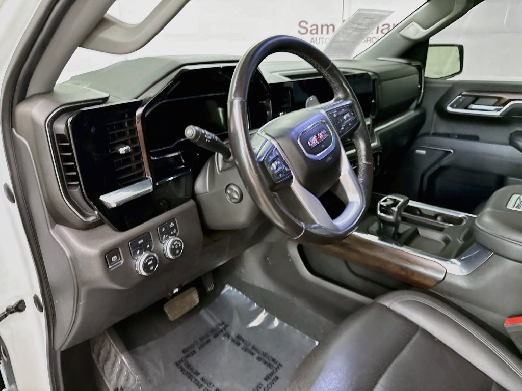 Used 2022 GMC Sierra 1500 SLT w/ SLT Premium Package AWD/4WD image 9
